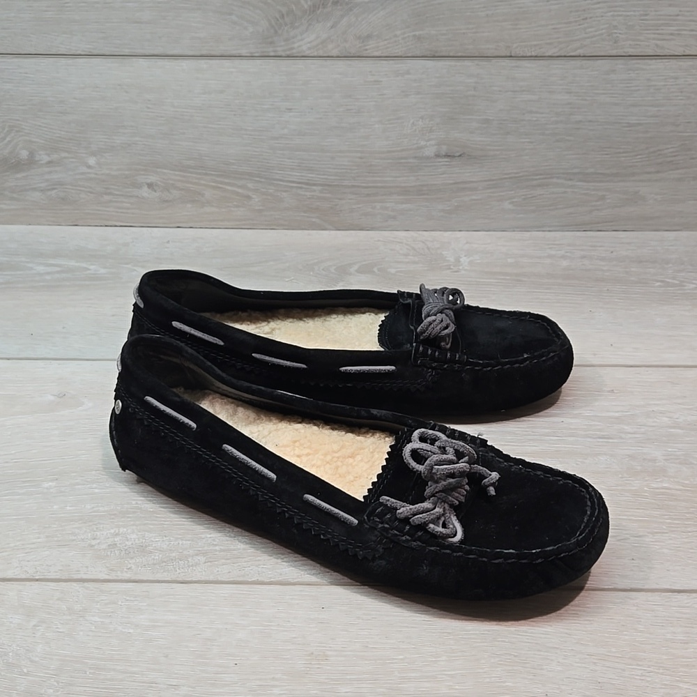 Ugg Australia Women Meena Loafer Flats Slip on slippers Insulated shoes sz 6.5